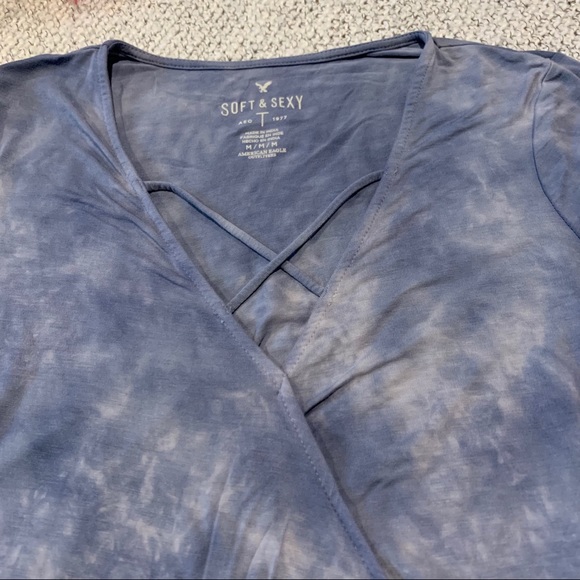 American Eagle Tie Dye Soft & Sexy Bell Sleeve Top - Picture 4 of 9